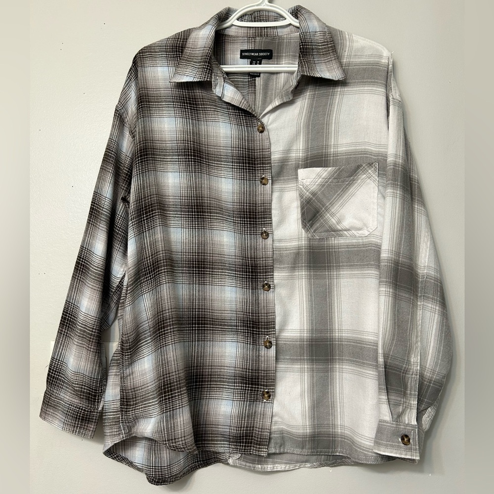 Streetwear Society Half and half plaid button up. Size Medium